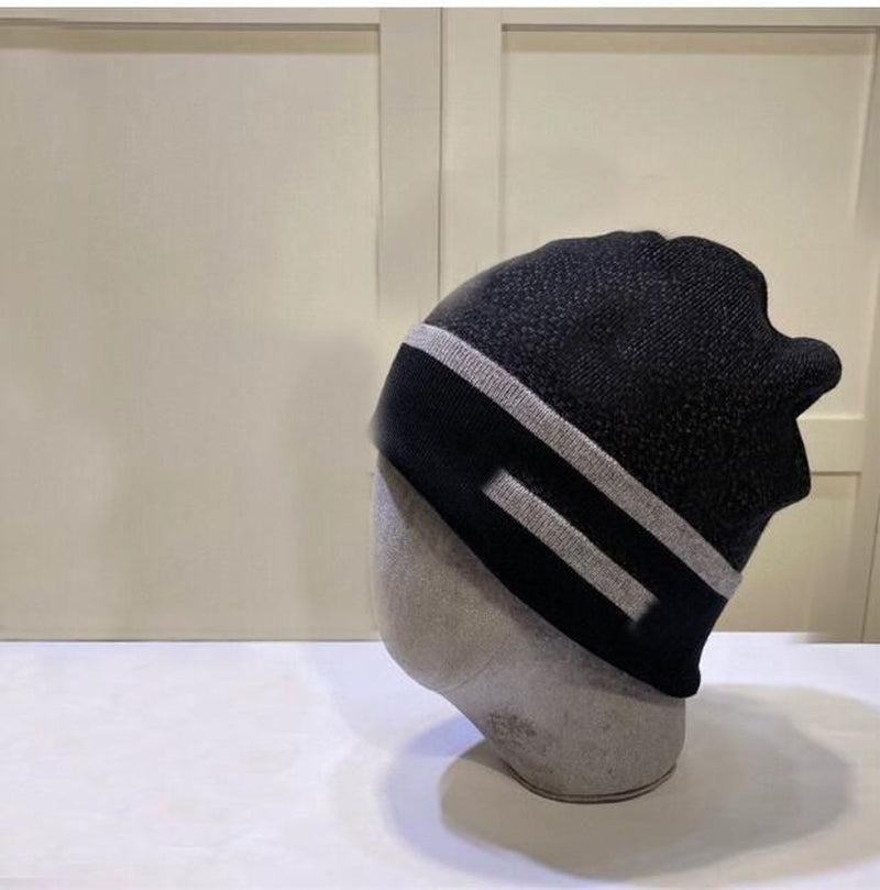 Plaid Beanie Designer Hats for Men Knitted Bonnets Winter Hat Fall Thermal Skull Cap Casual Travel Classical Beanies Black Grey Keep Warm Z018