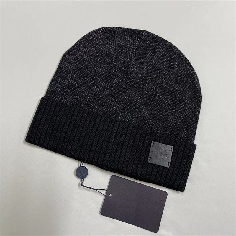 Plaid Beanie Designer Hats for Men Knitted Bonnets Winter Hat Fall Thermal Skull Cap Casual Travel Classical Beanies Black Grey Keep Warm Z018